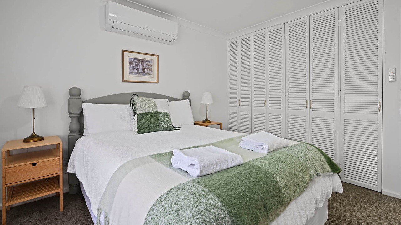 Photo of Others in Orange East