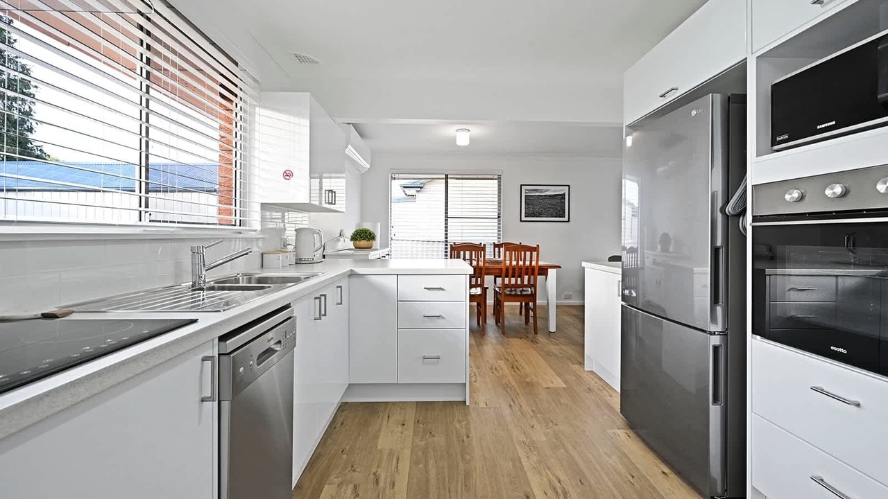 Photo of Others in Orange East