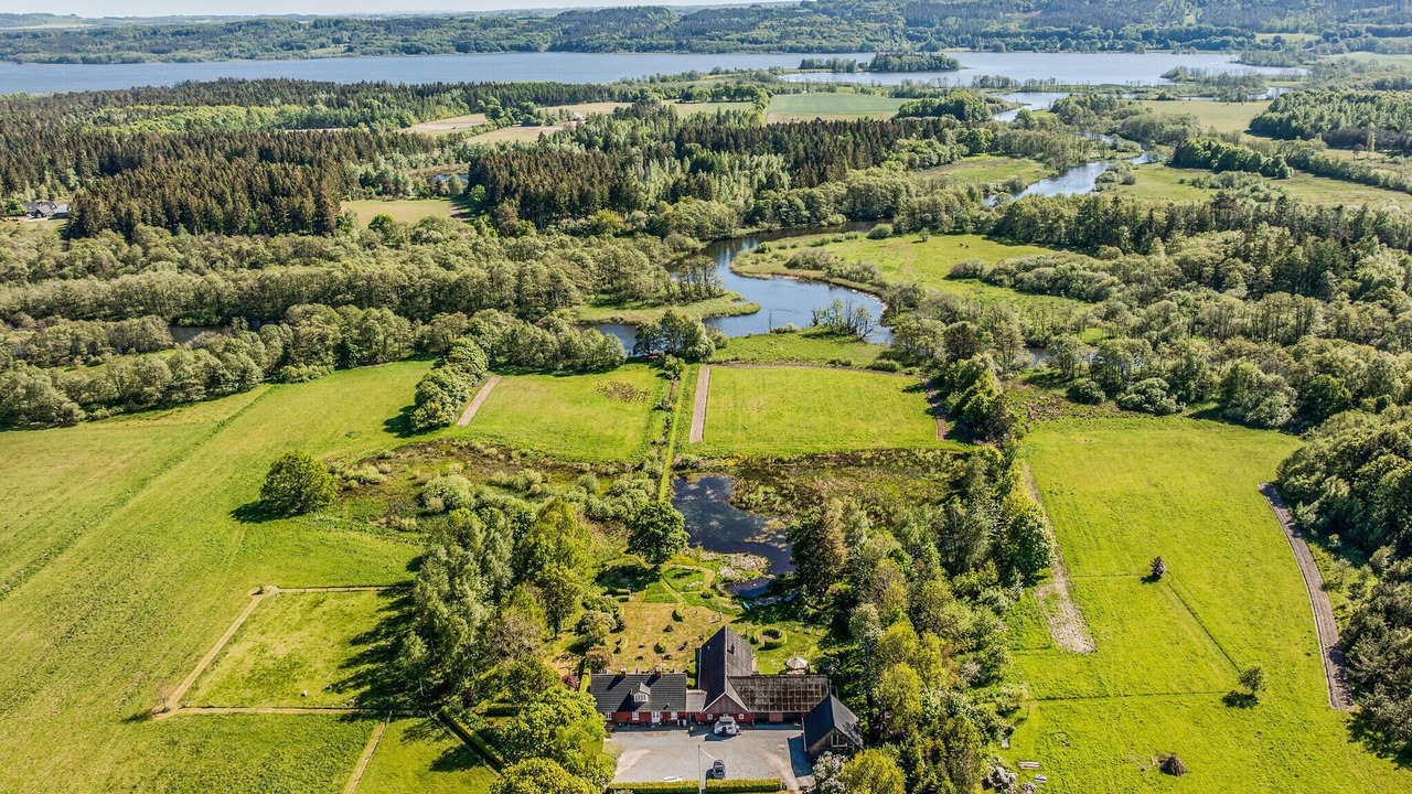 Photo of Others in Ry