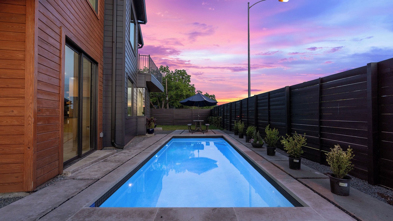 Photo of Outdoor in Cherrywood