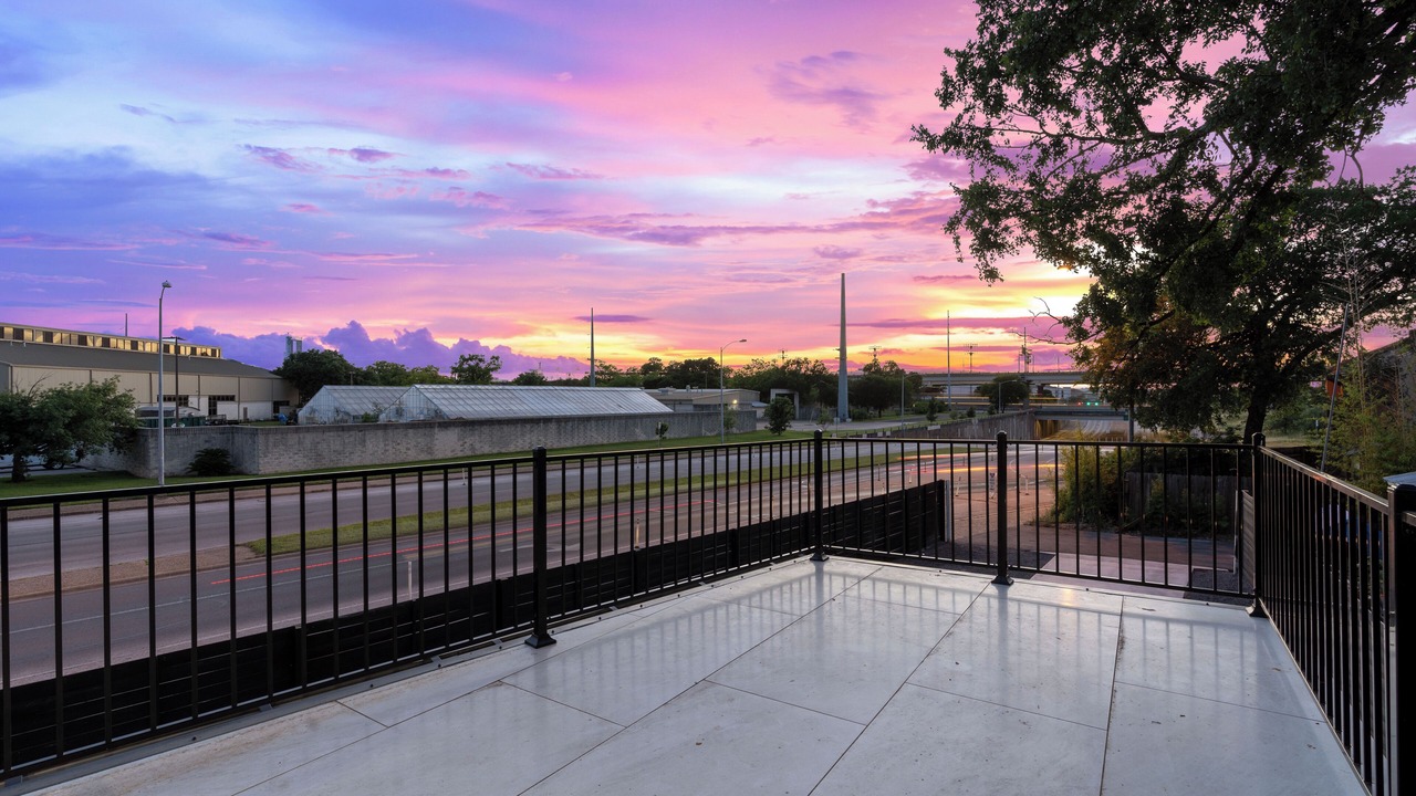 Photo of Outdoor in Cherrywood