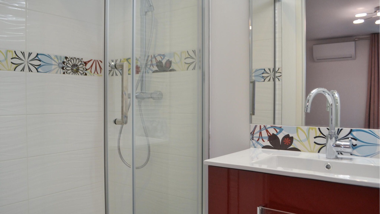 Photo of Bathroom in Saint-Robert