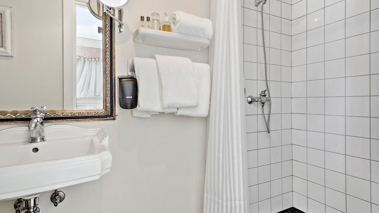 Photo of Bathroom in Faaborg