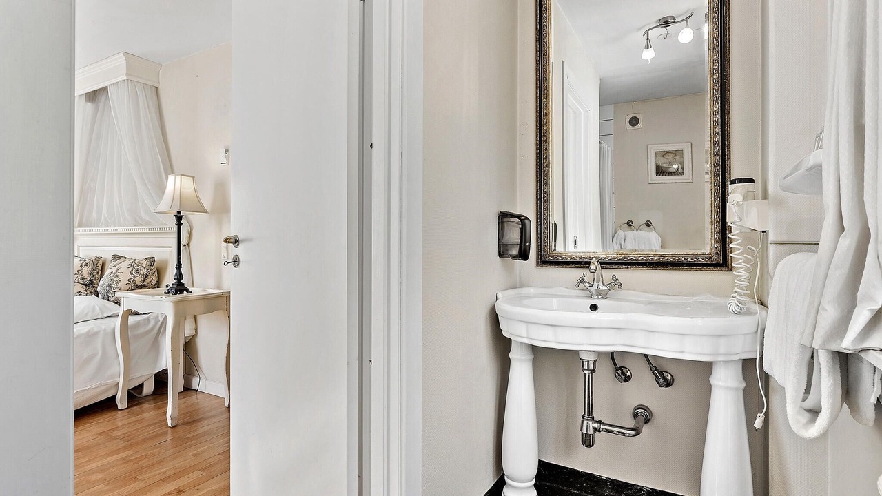 Photo of Bathroom in Faaborg