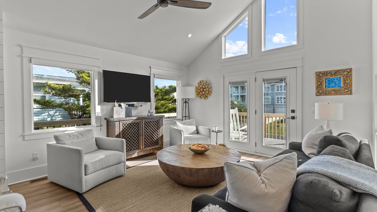 Photo of Livingroom in Caswell Beach