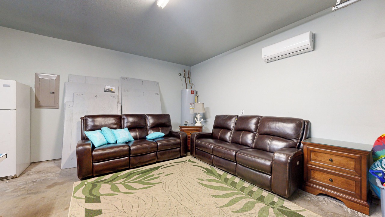 Photo of Livingroom in Safe Harbor