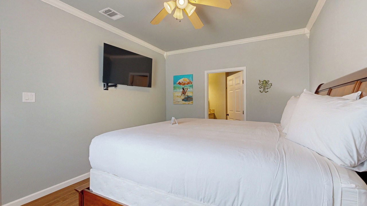 Photo of Bedroom in Safe Harbor