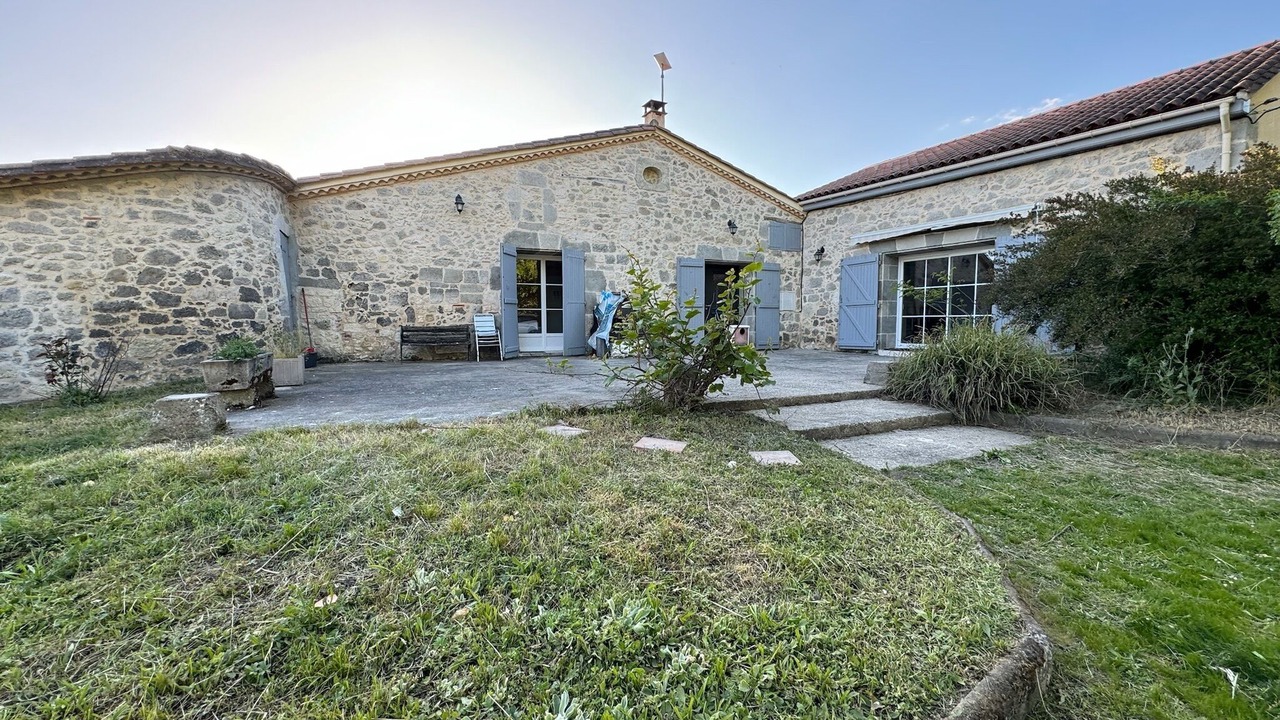 Photo of Outdoor in Nerac