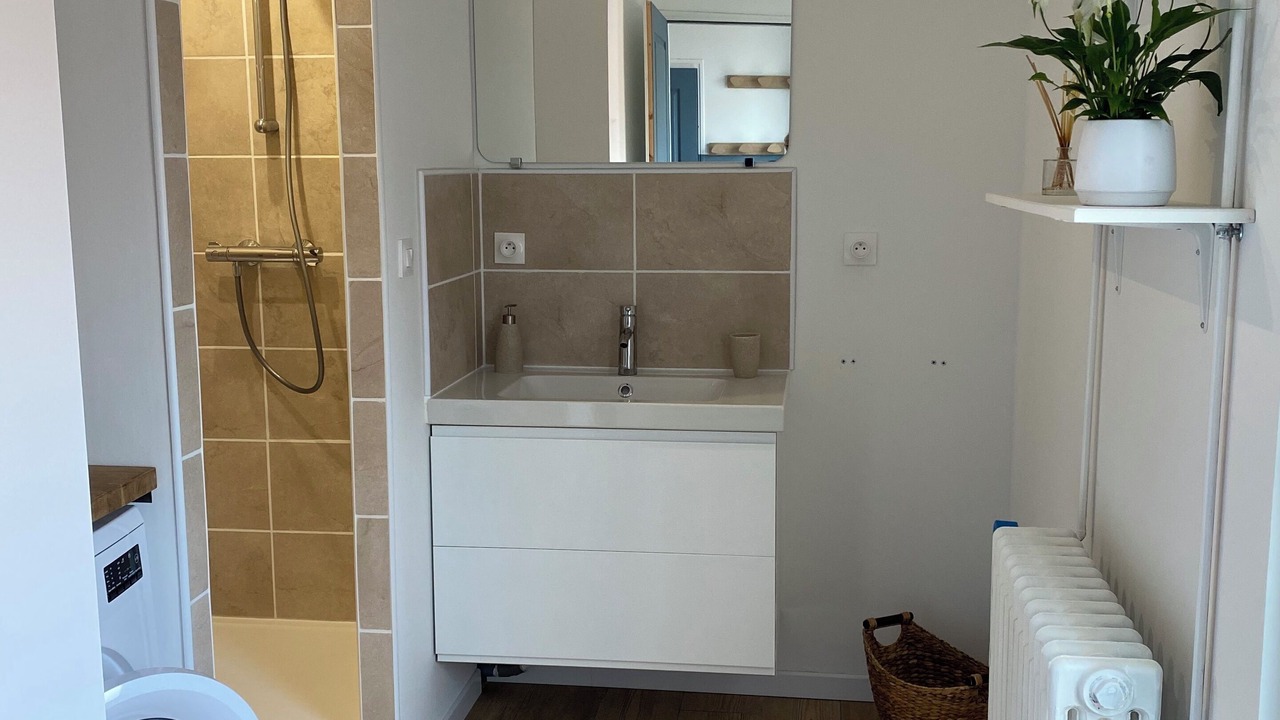 Photo of Bathroom in Montlouis-sur-Loire