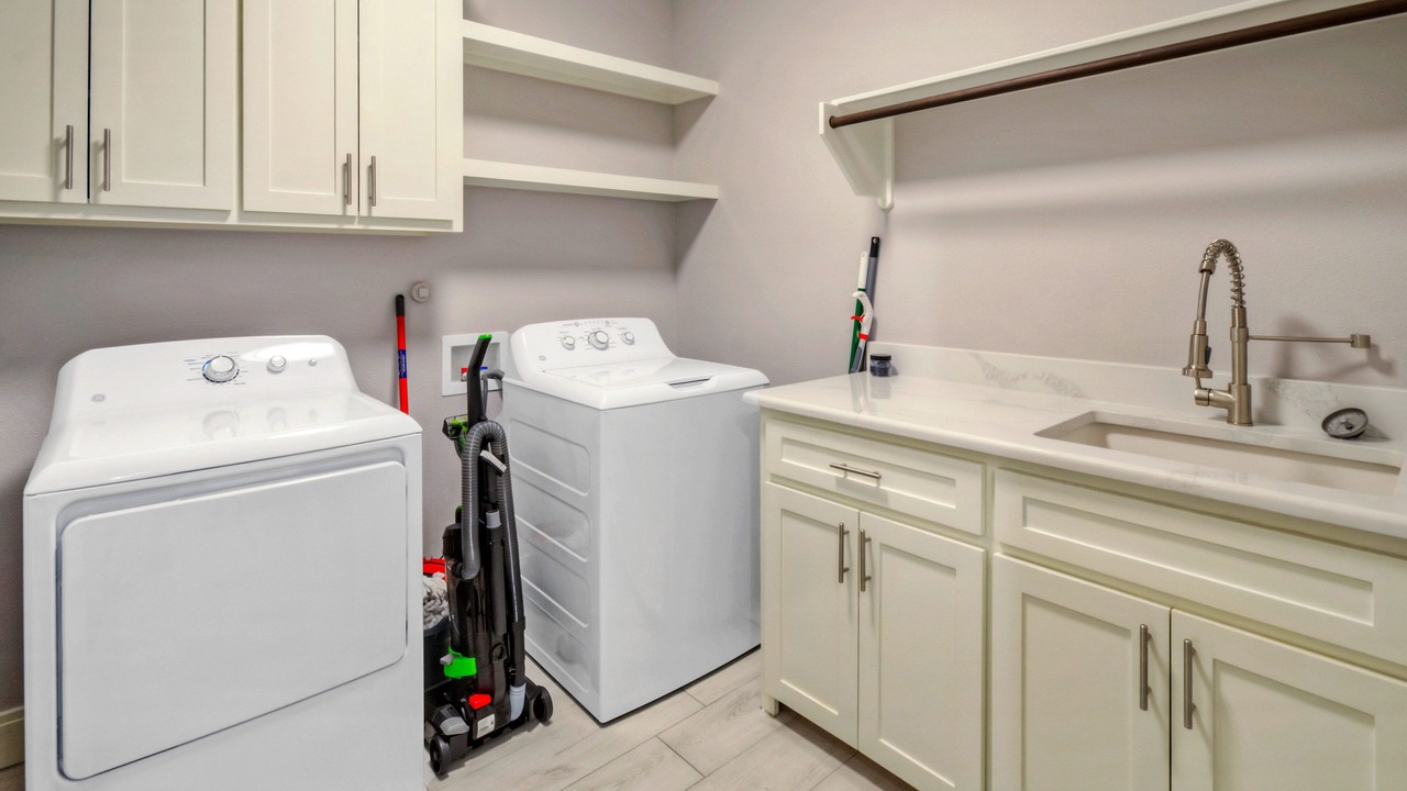 Photo of Others in South Side