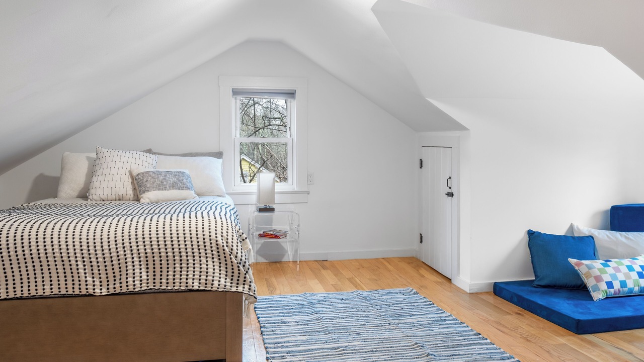 Photo of Others in New Paltz