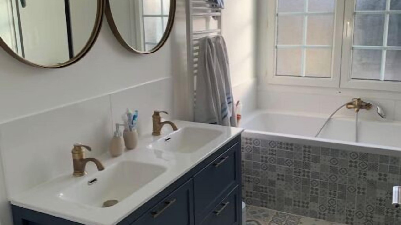 Photo of Bathroom in Hermanville-sur-Mer