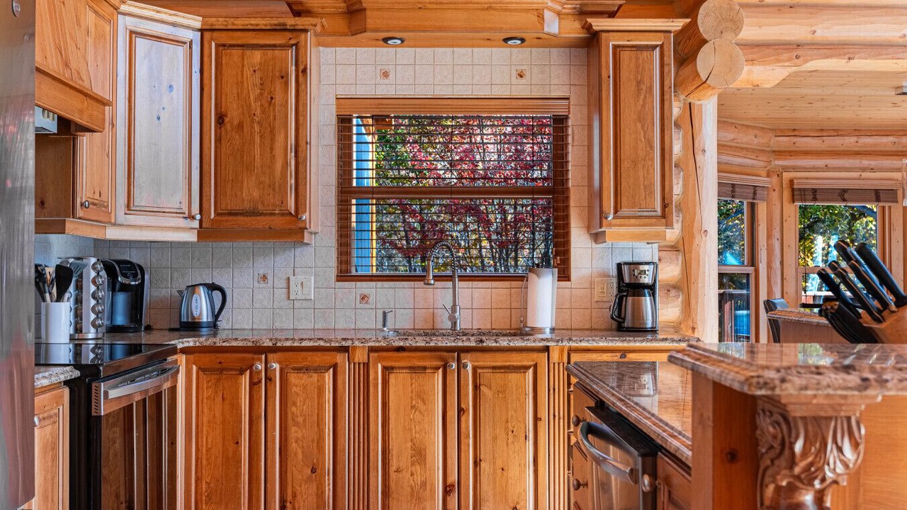 Photo of Kitchen in Fiddler Lake Resort