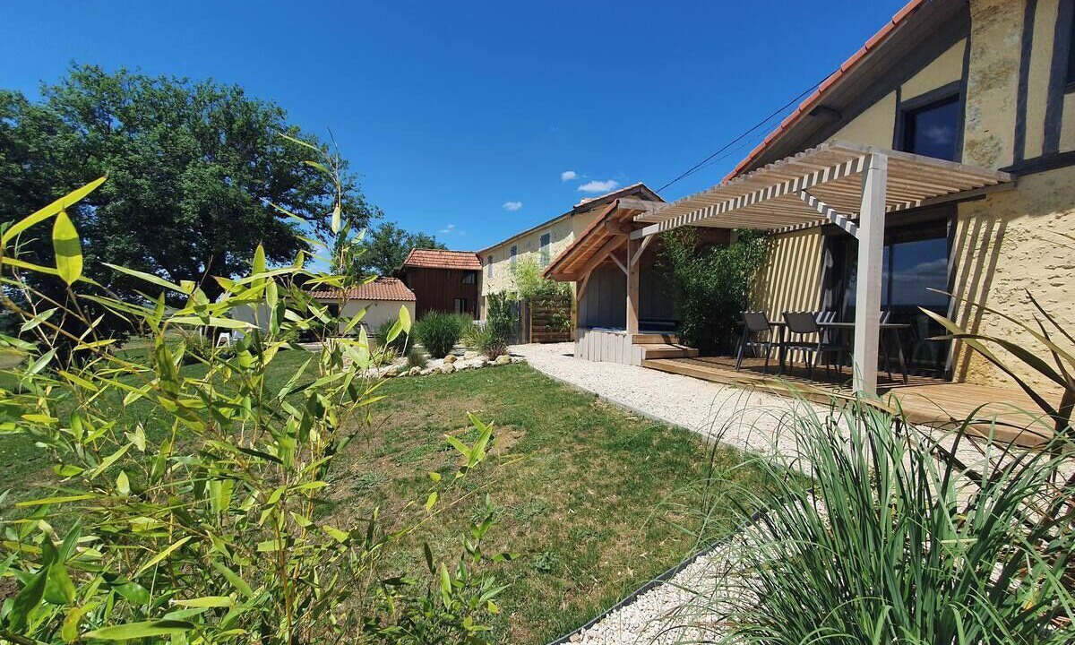 Photo of Patio Balcony in Gondrin