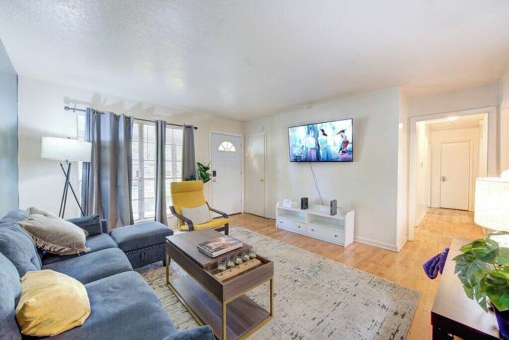 Photo of Livingroom in Beaumont