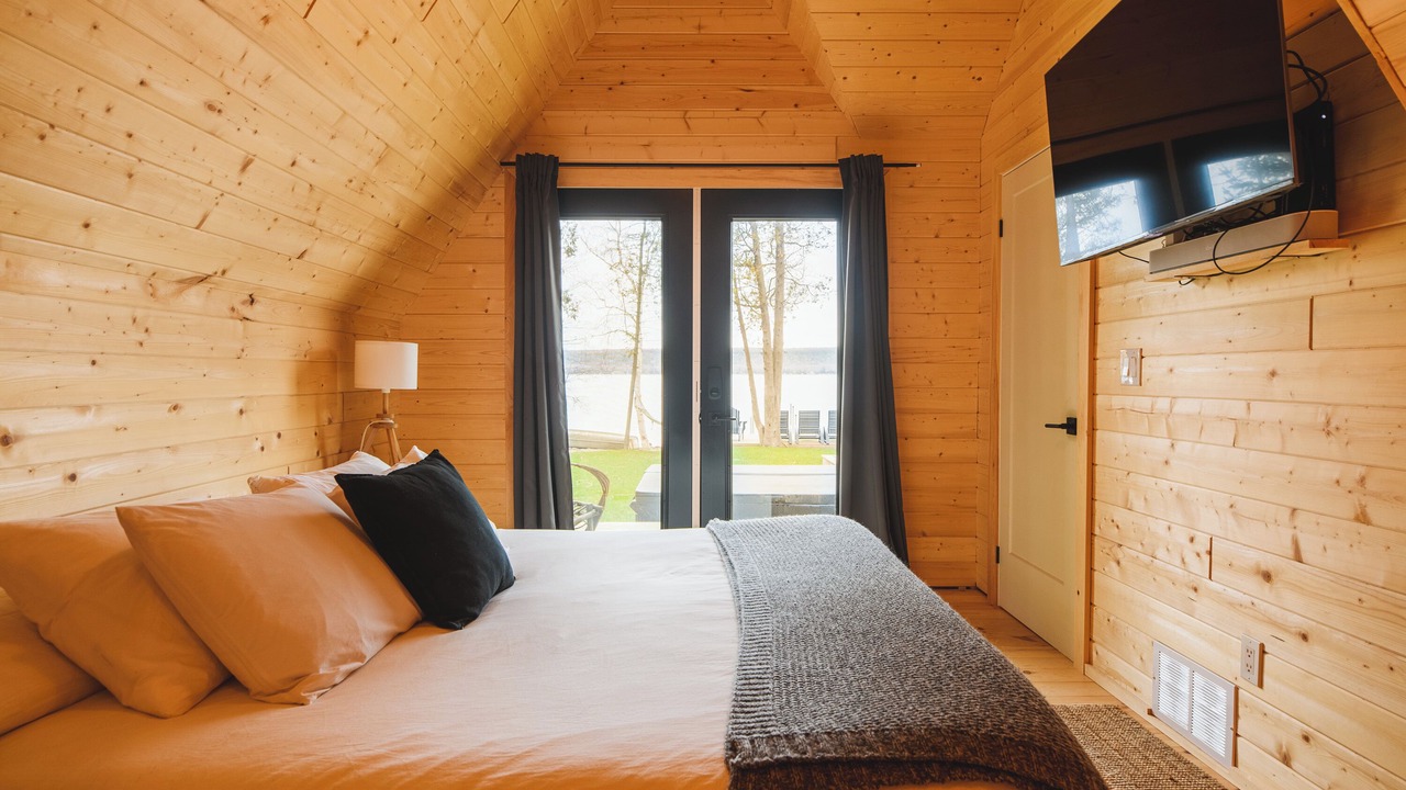 Photo of Bedroom in Wiarton