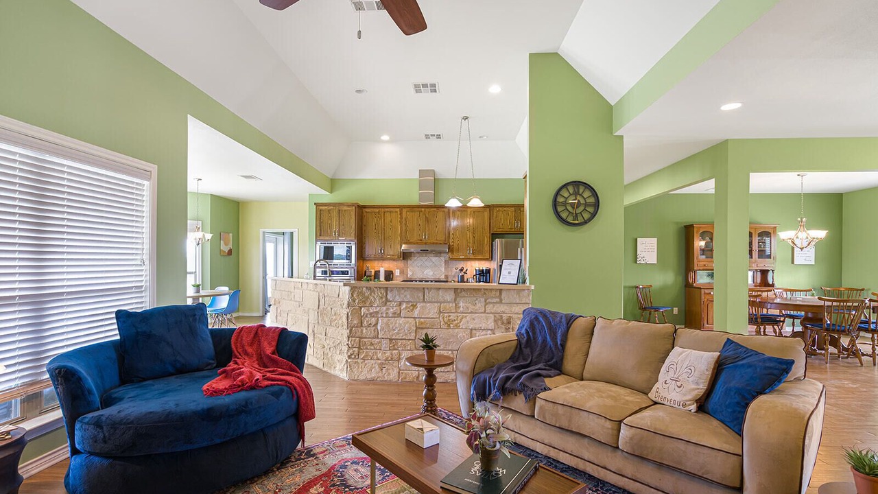 Photo of Livingroom in Liberty Hill