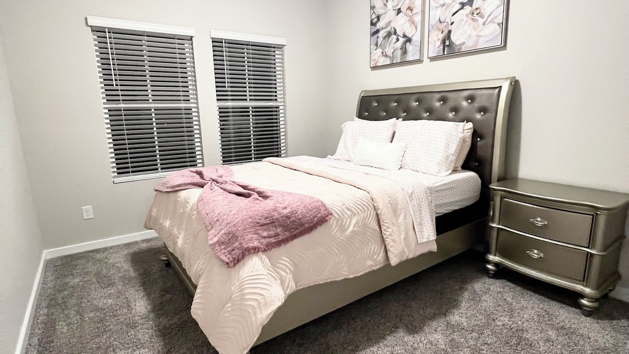 Photo of Bedroom in Clodine