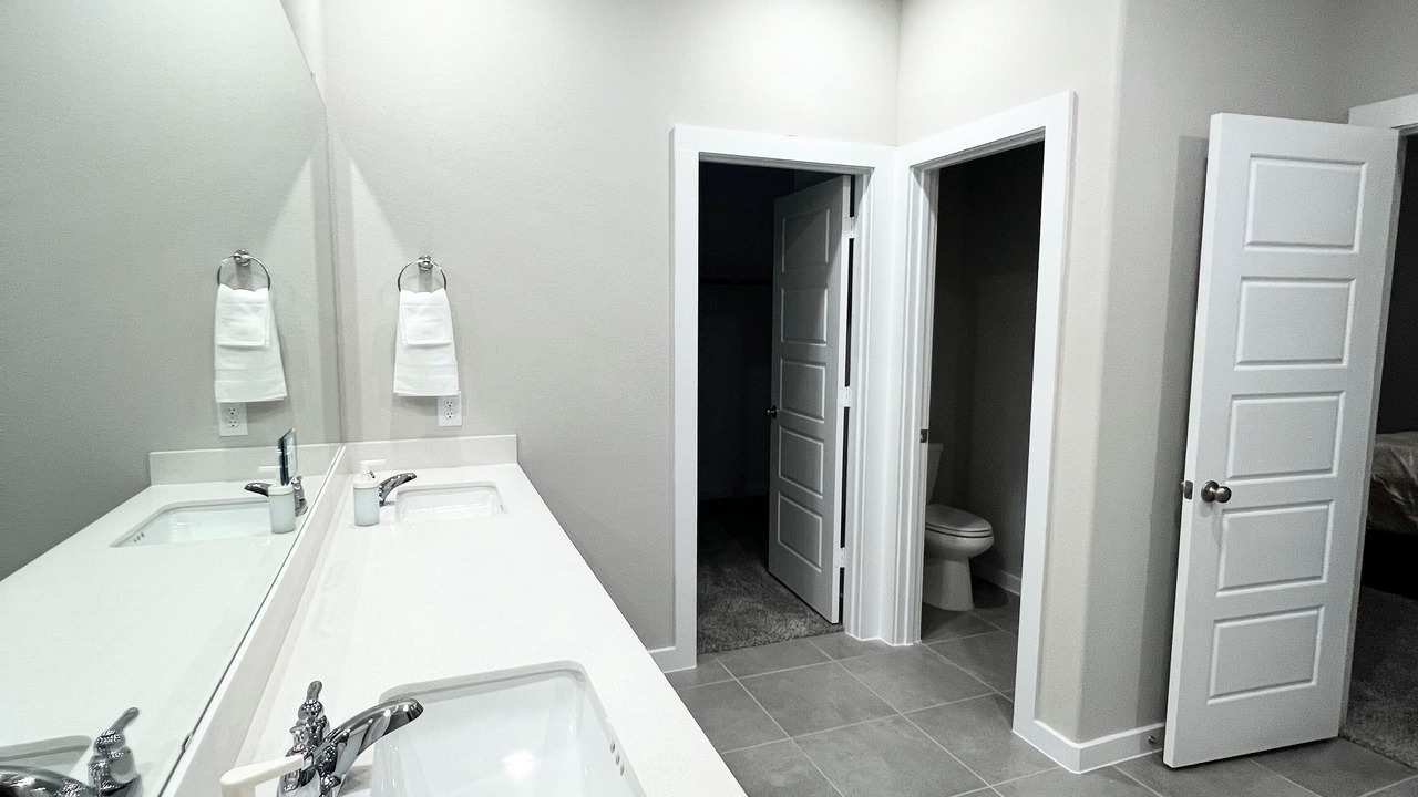 Photo of Bathroom in Clodine
