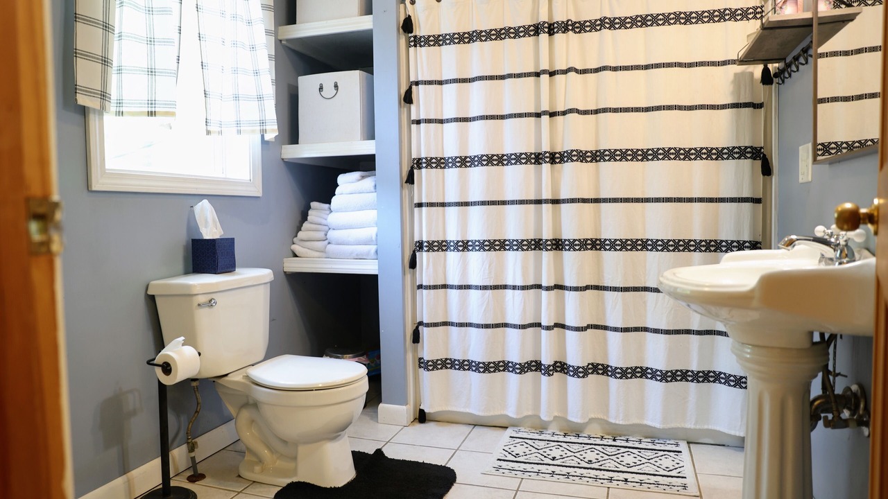 Photo of Bathroom in Baileyville