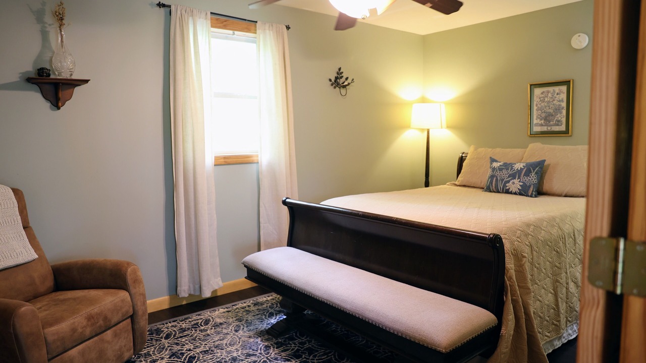 Photo of Bedroom in Baileyville