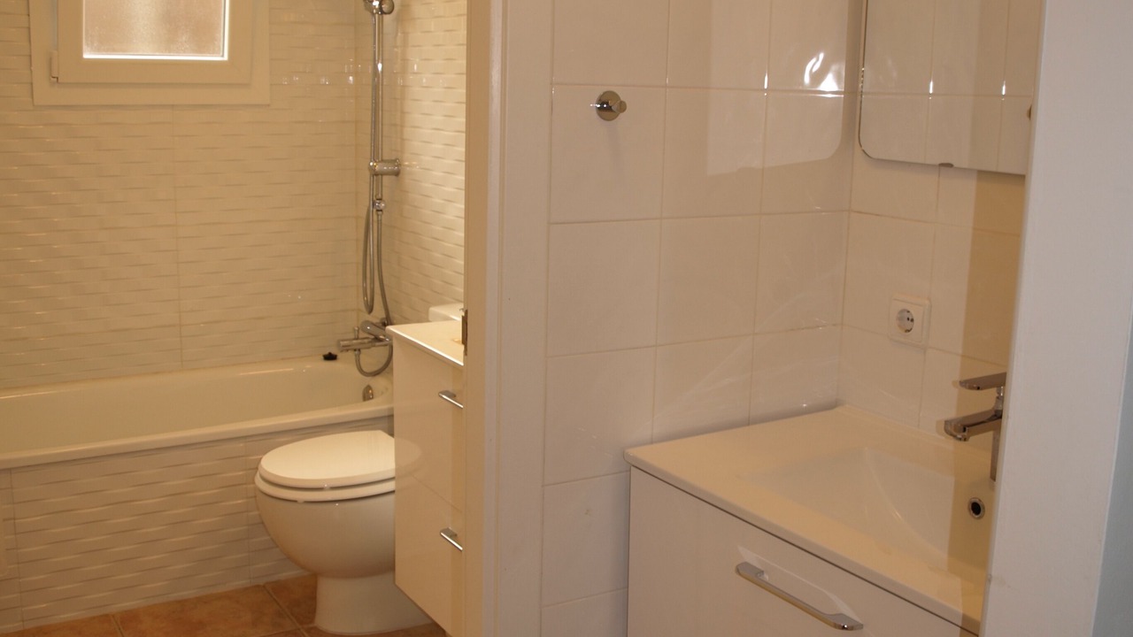 Photo of Bathroom in Les Tres Cales