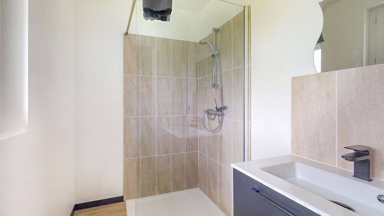Photo of Bathroom in Criquetot-le-Mauconduit