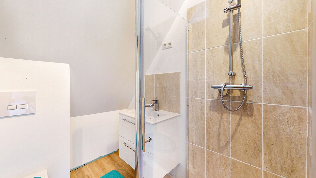 Photo of Bathroom in Criquetot-le-Mauconduit