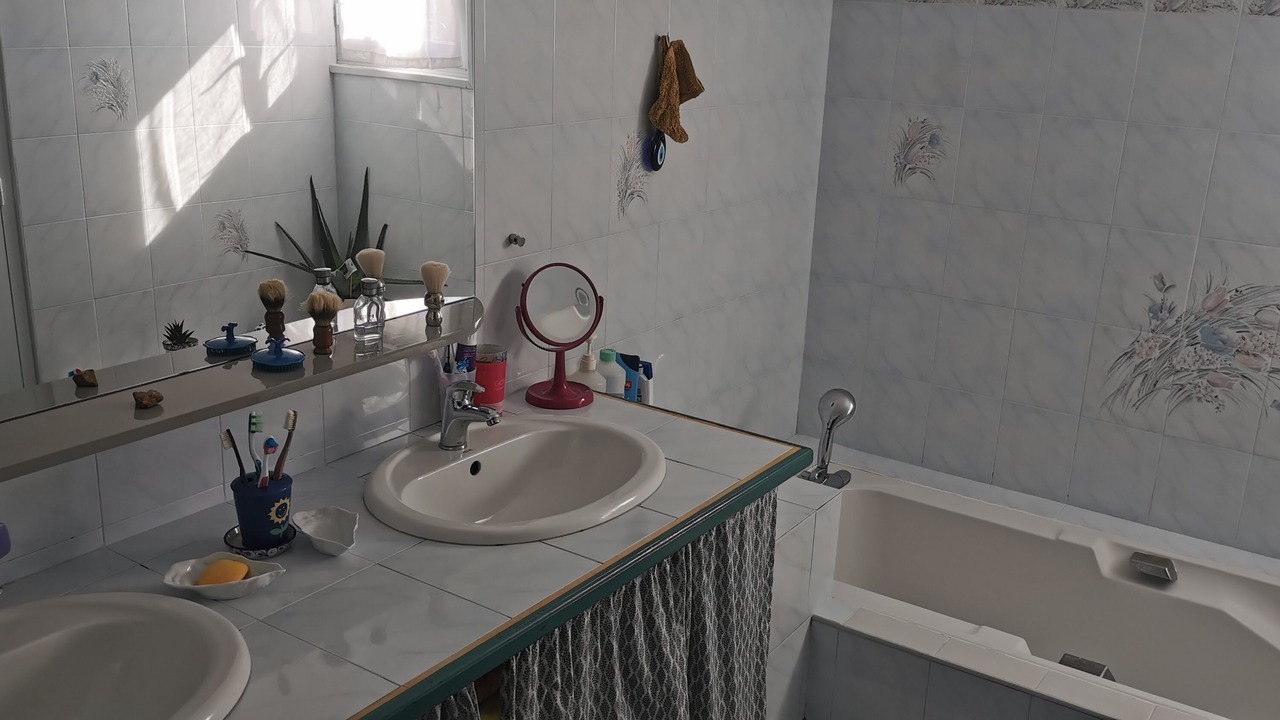 Photo of Bathroom in Larche