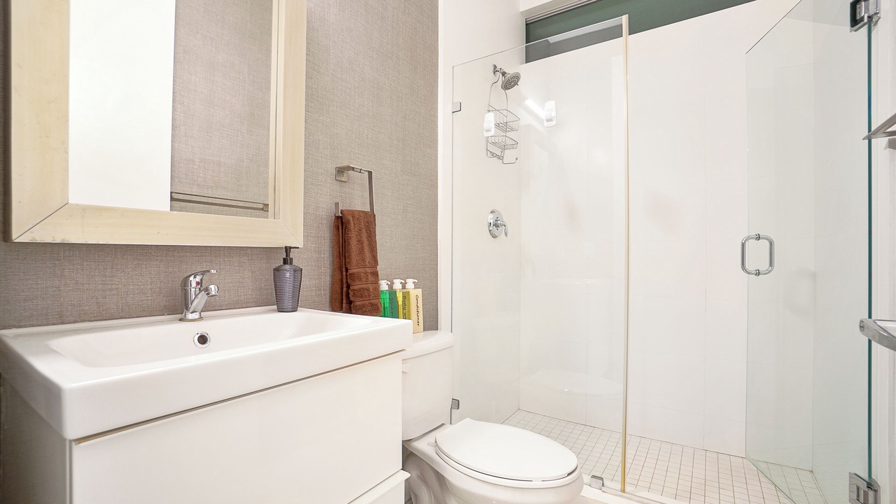 Photo of Bathroom in Coral Way