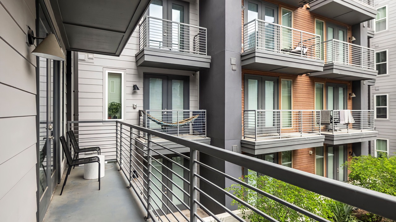 Photo of Patio Balcony in Waller Creek District