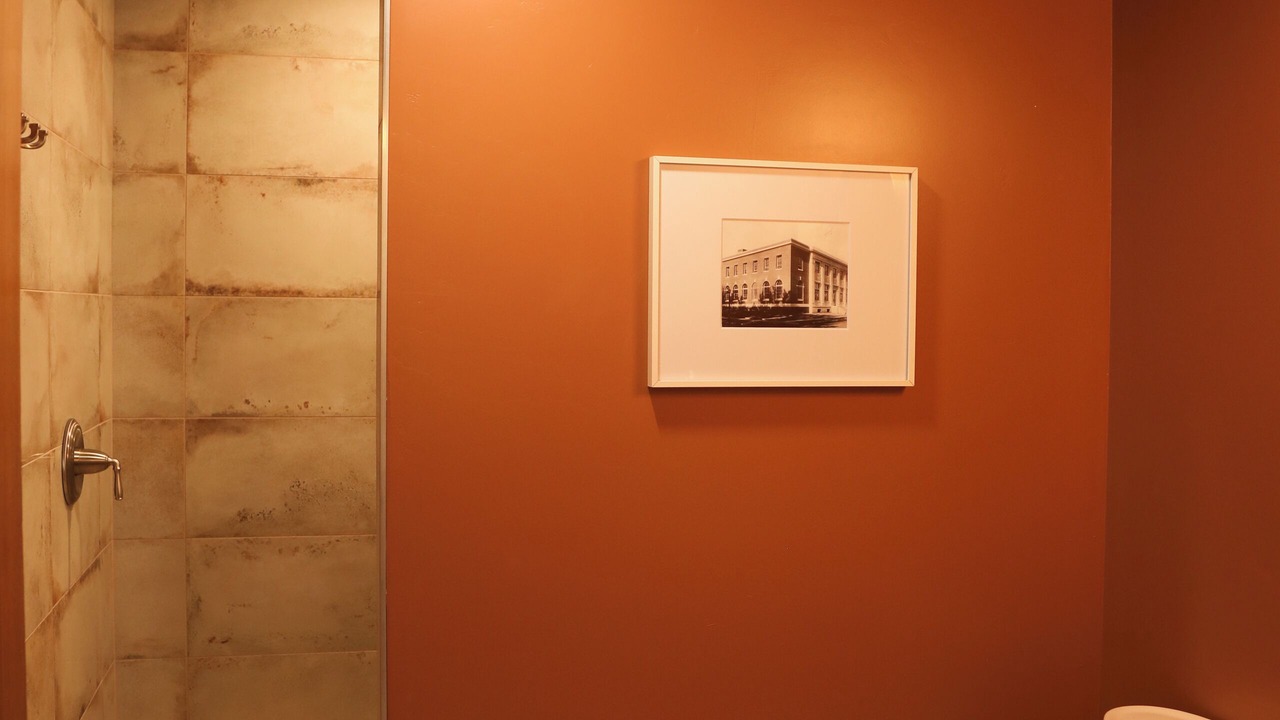 Photo of Bathroom in Scottsbluff