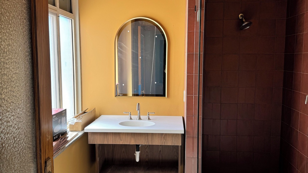 Photo of Bathroom in Scottsbluff