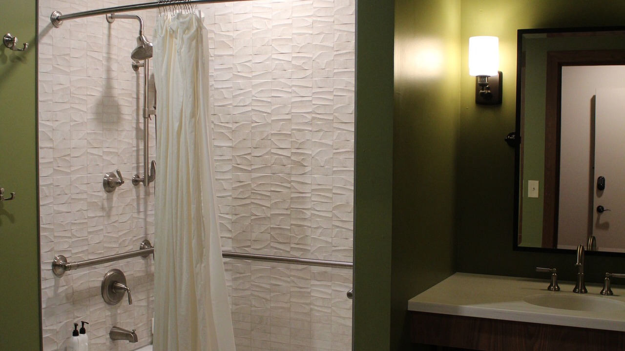 Photo of Bathroom in Scottsbluff