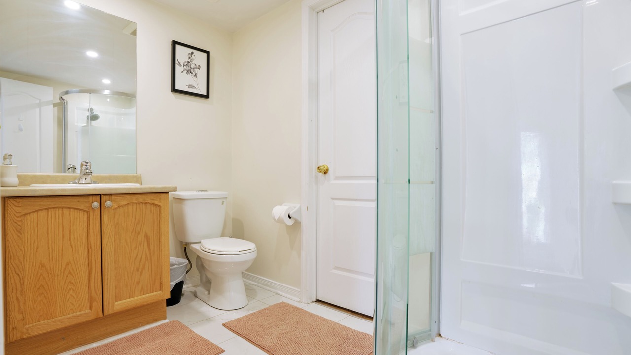 Photo of Bathroom in Hurontario