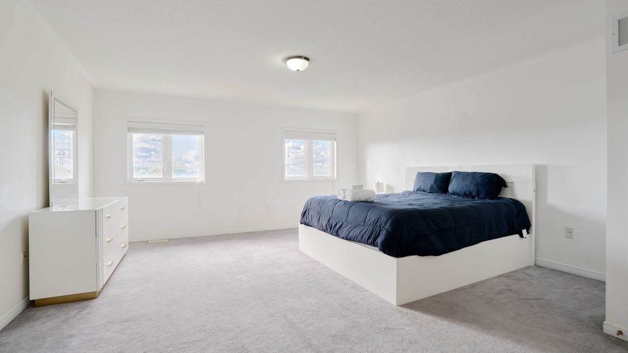 Photo of Bedroom in Hurontario