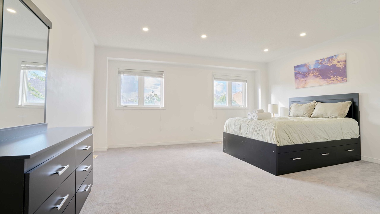 Photo of Bedroom in Hurontario