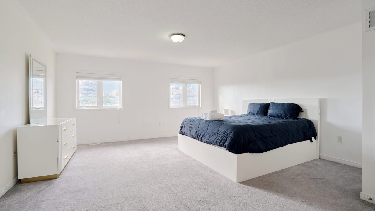 Photo of Bedroom in Hurontario