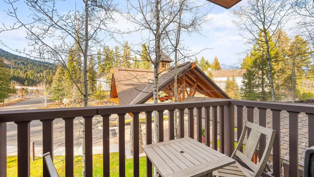 Photo of Outdoor in Tamarack