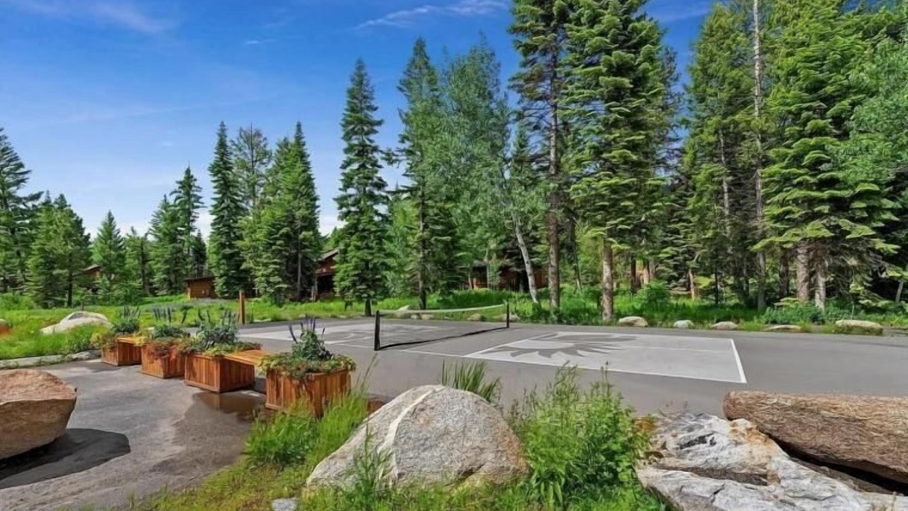 Photo of Outdoor in Tamarack