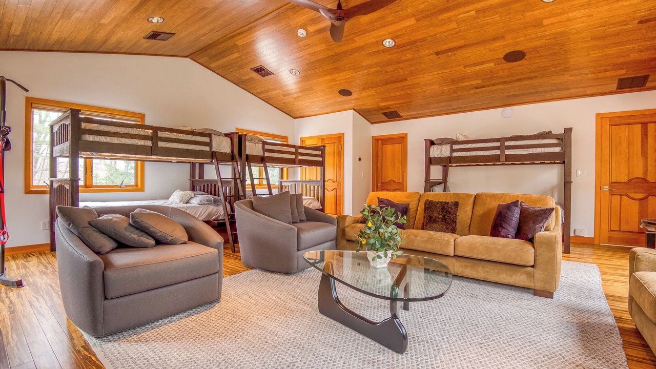 Photo of Bedroom in Jackson