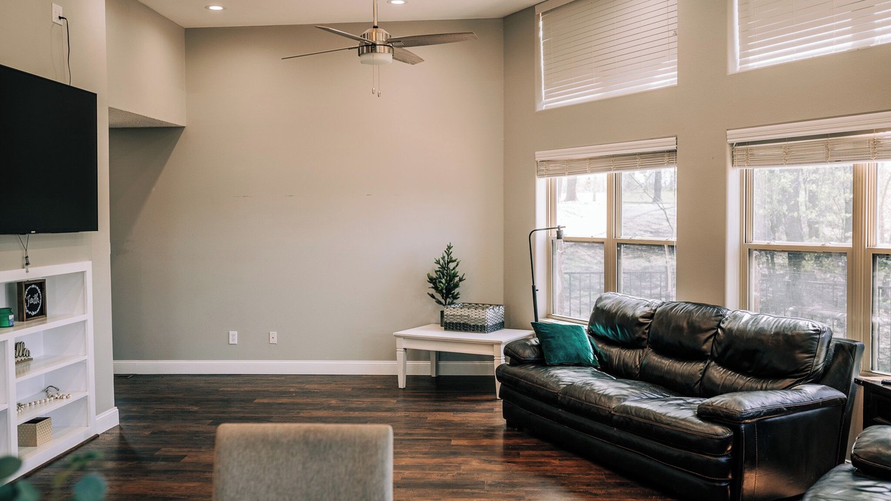 Photo of Livingroom in Jay