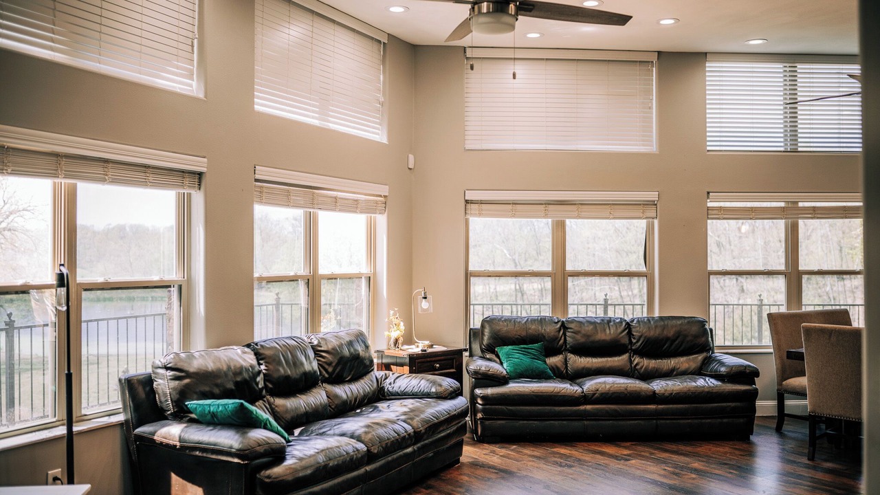 Photo of Livingroom in Jay