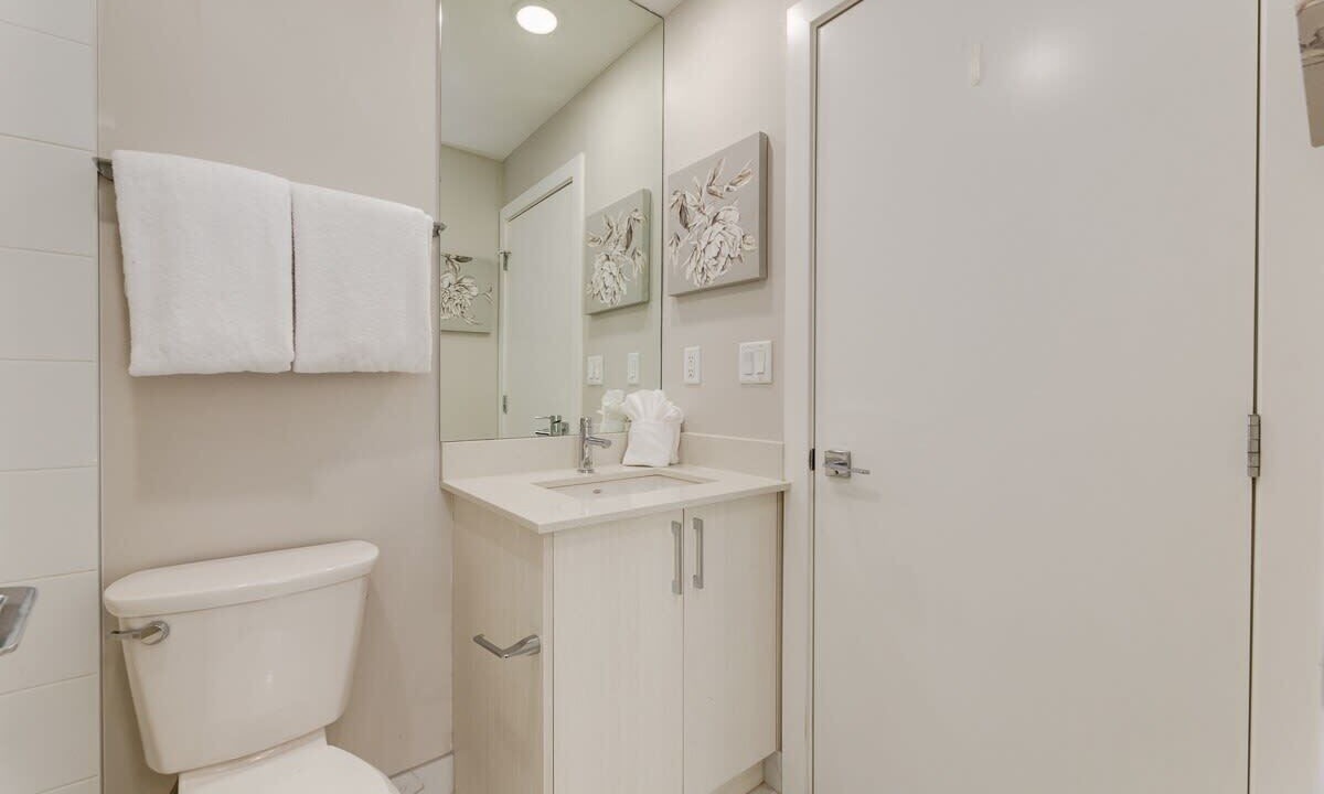 Photo of Bathroom in Shaganappi