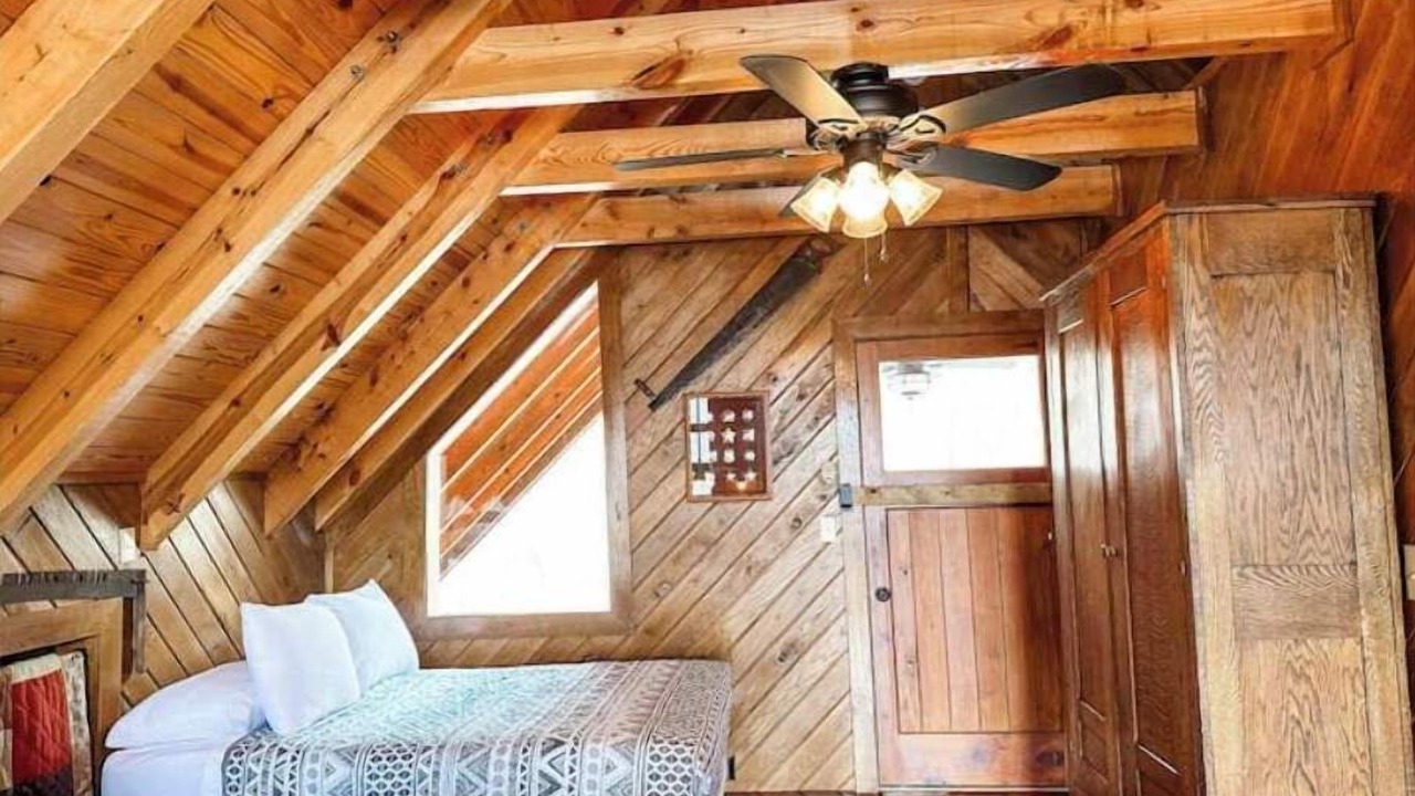 Photo of Bedroom in Lead Mines