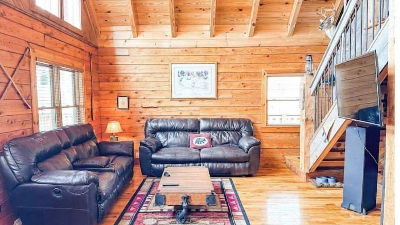 Photo of Livingroom in Lead Mines