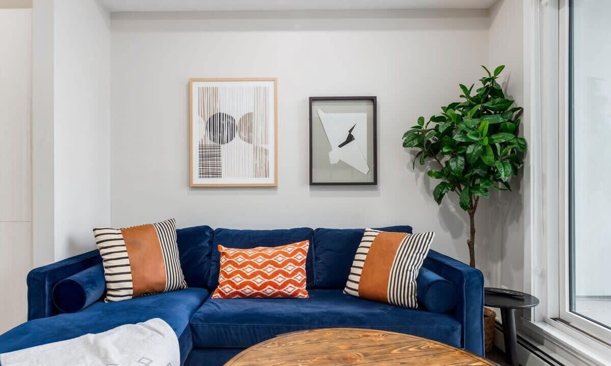 Photo of Livingroom in Shaganappi