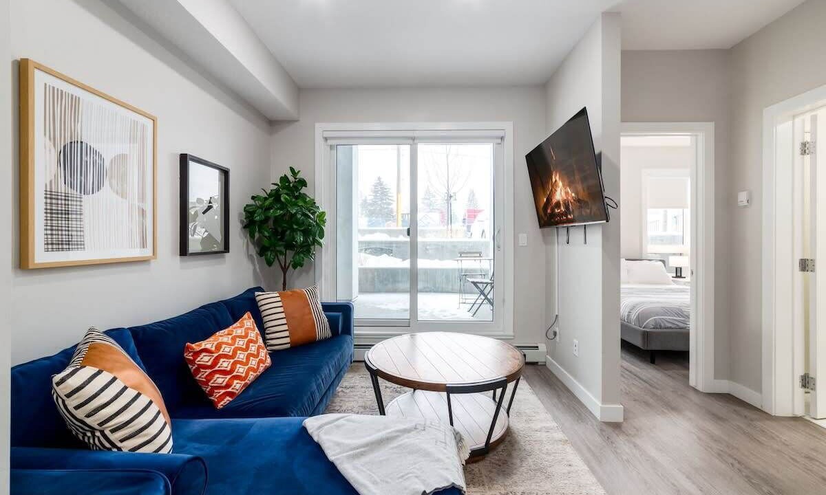 Photo of Livingroom in Shaganappi