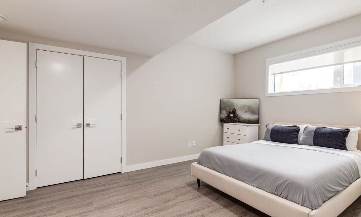 Photo of Bedroom in Shaganappi