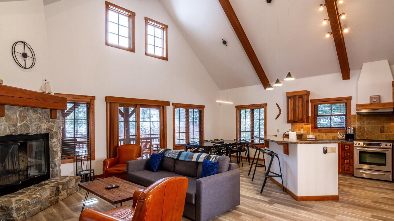 Photo of Livingroom in Tamarack